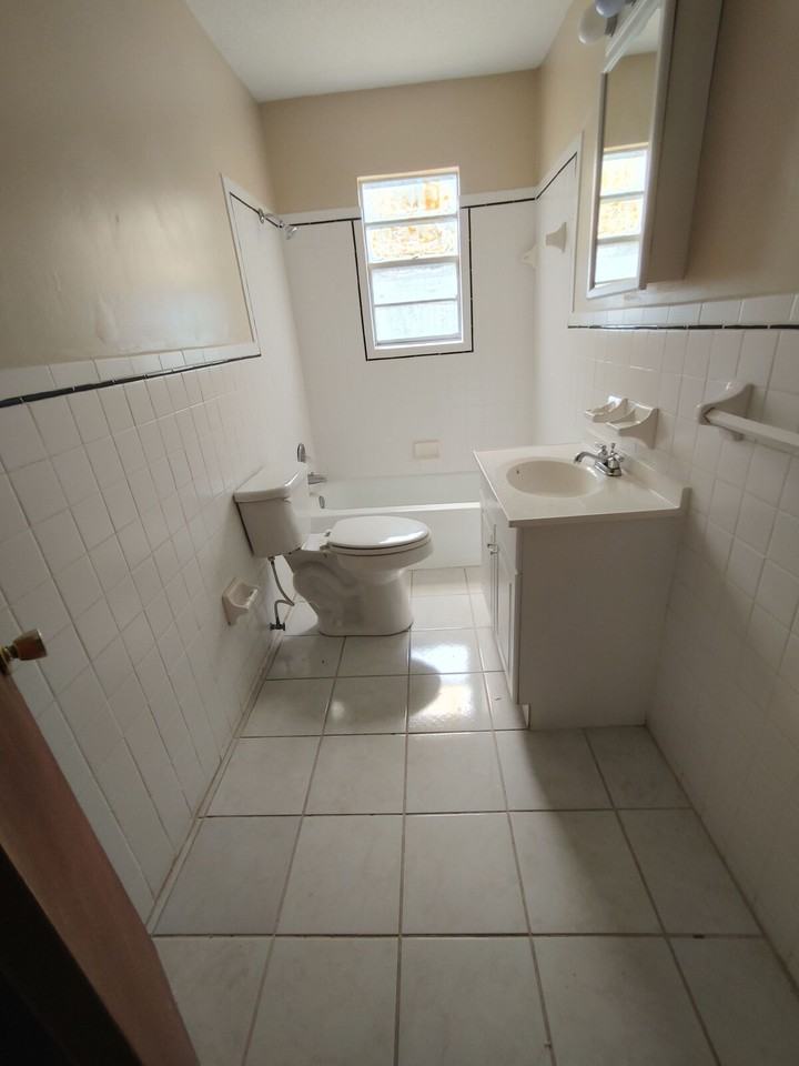 2693 Miccosukee Rd - Photo 3 of 12