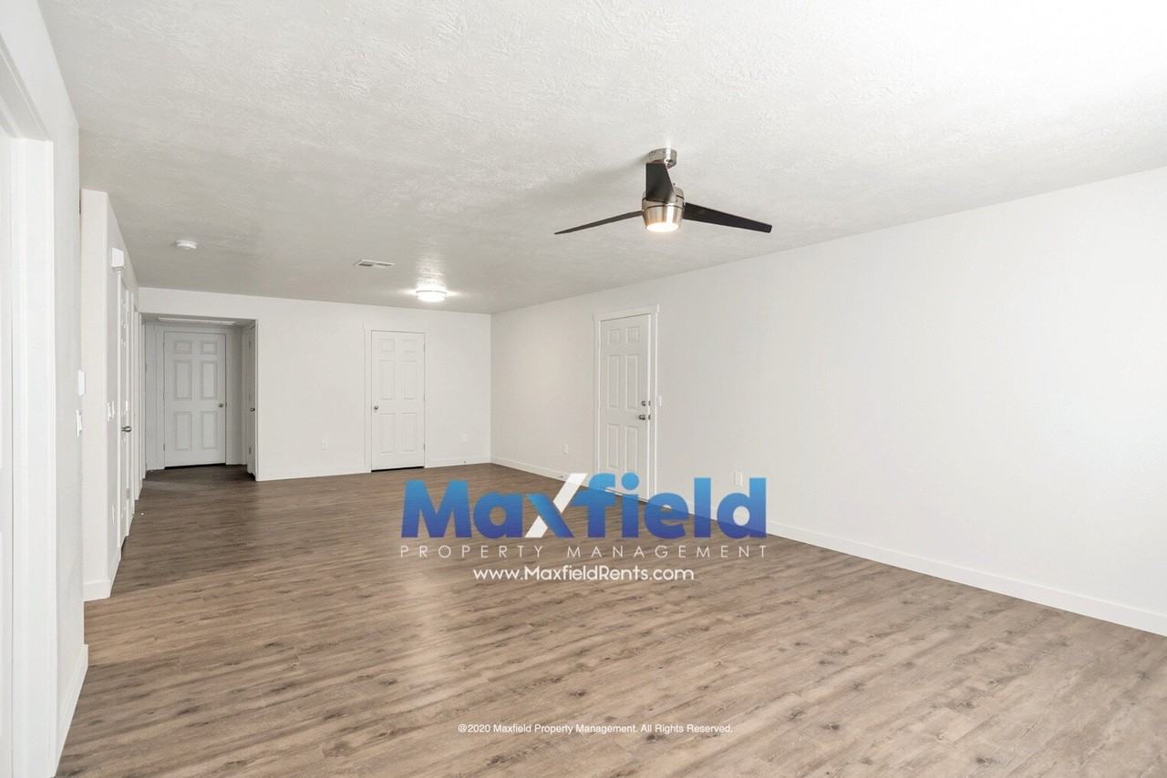 2737 E 750 N Apt 1 - Photo 5 of 29