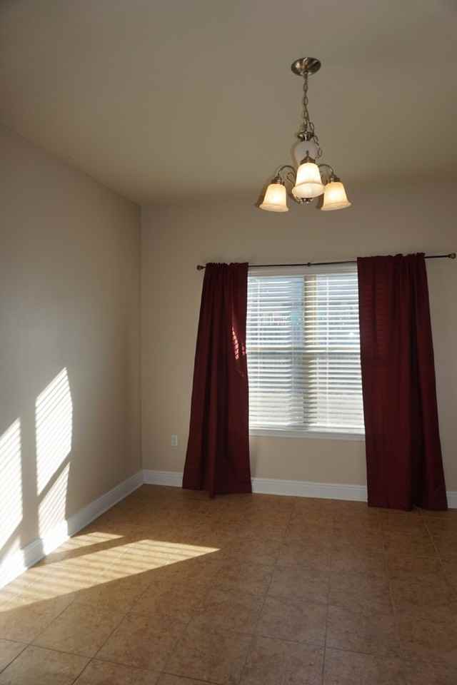 307 Windmill Way - Photo 6 of 21