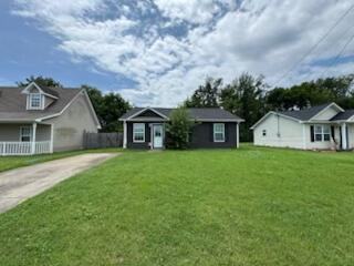 1017 Shadow Ridge Ave - Photo 3 of 25
