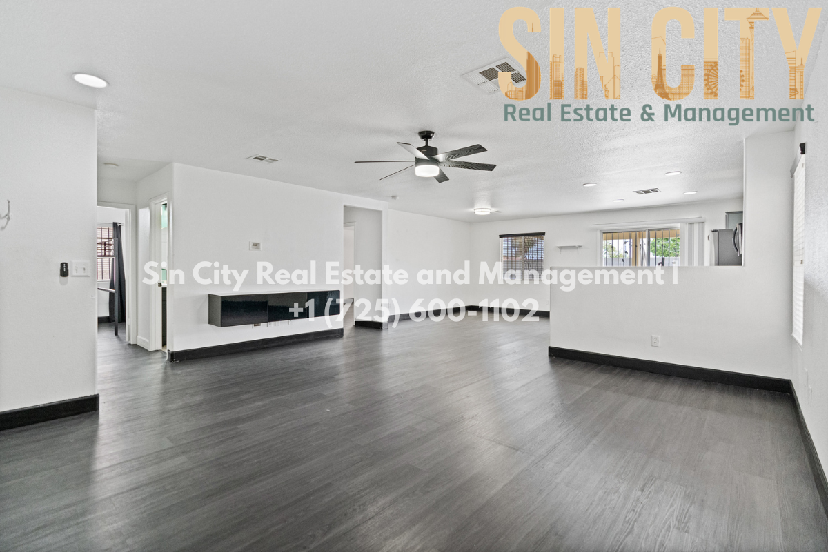 749 Salt Flats Cir - Photo 3 of 13