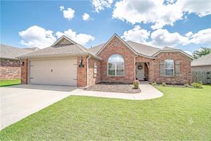 featured image of 3101 Sw Gumleaf Rd