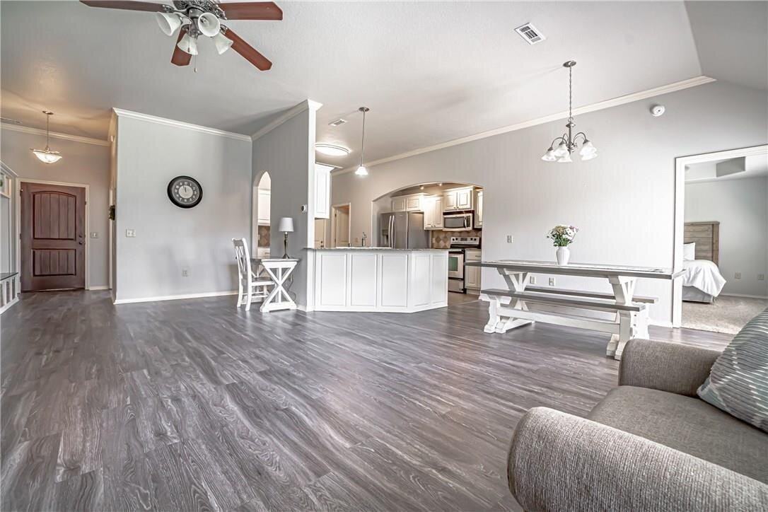 3101 Sw Gumleaf Rd - Photo 2 of 22