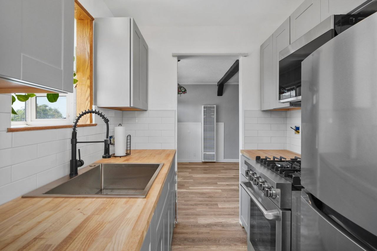 420 Thalia St #NA - Photo 6 of 10