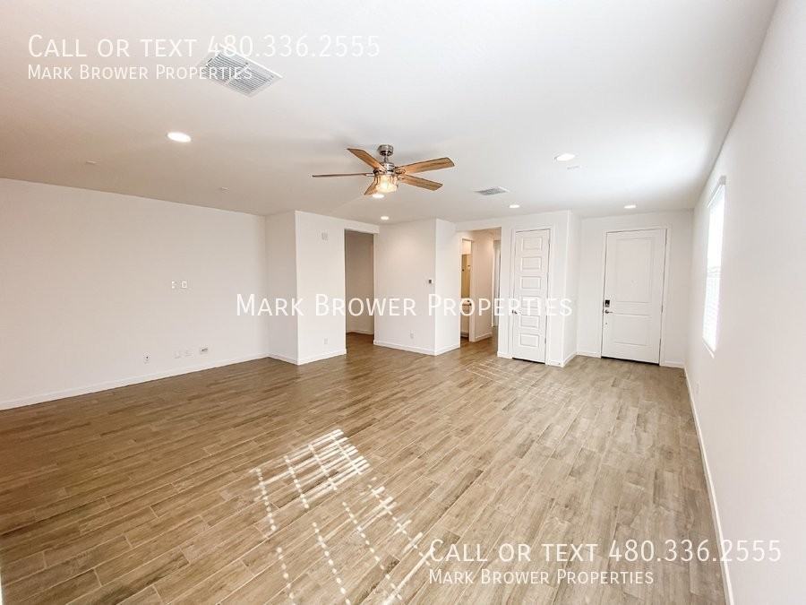 3534 E Dakota Dr - Photo 3 of 23