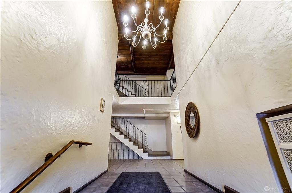 1211 Far Hills Ave #NA - Photo 5 of 12