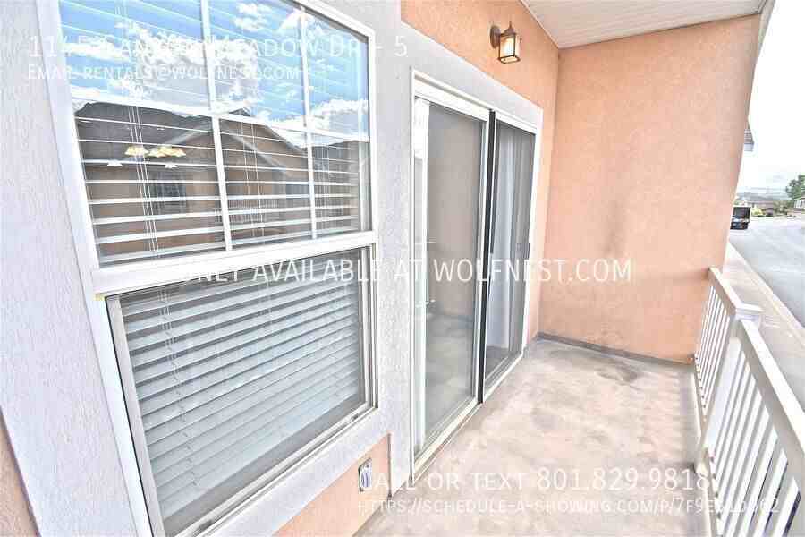 1145 Canyon Meadow Dr #5 - Photo 7 of 26