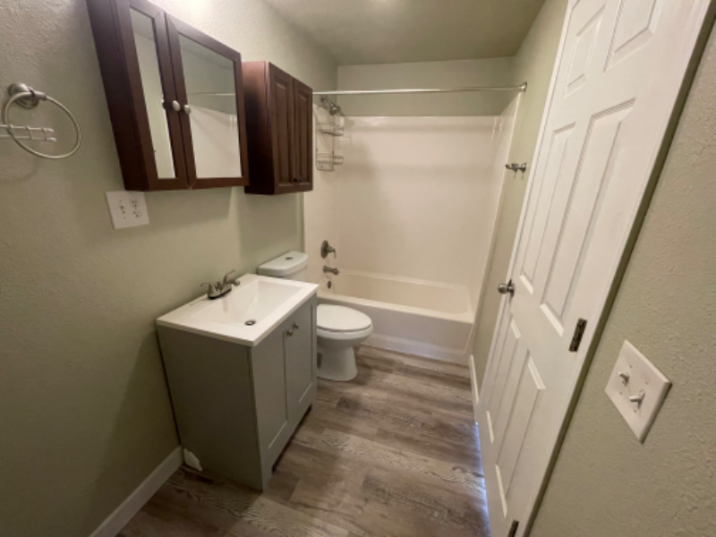 607 N Gold St - Photo 7 of 10