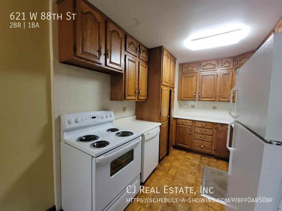621 W 88th St #621W88thST - Photo 6 of 11