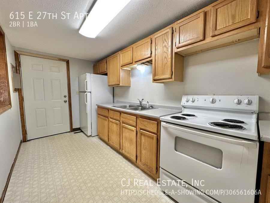 615 E 27th St #1 - Photo 5 of 9
