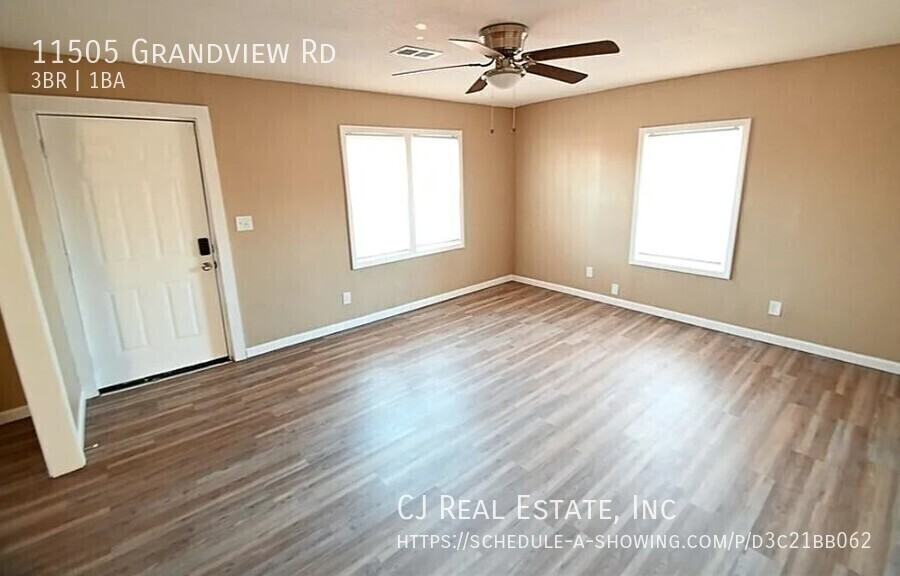 11505 Grandview Rd - Photo 2 of 5