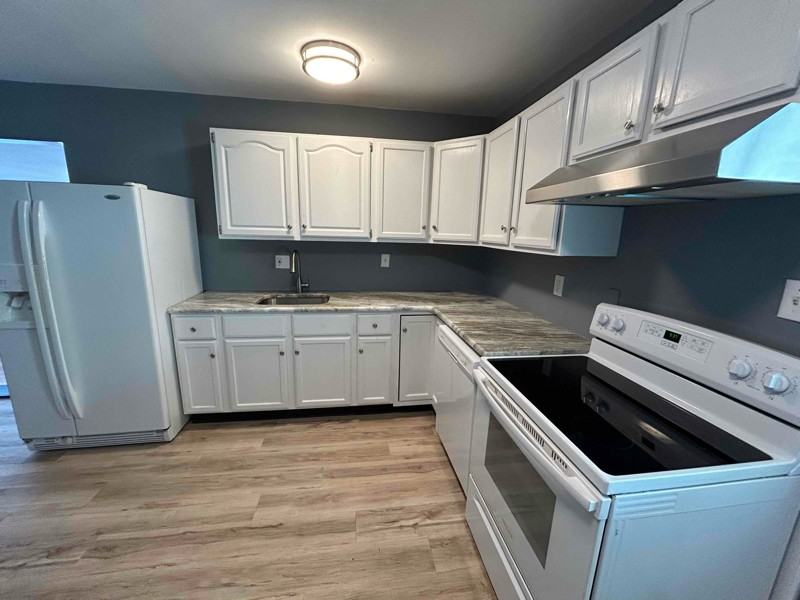 5 Serpentine Ln - Photo 3 of 18