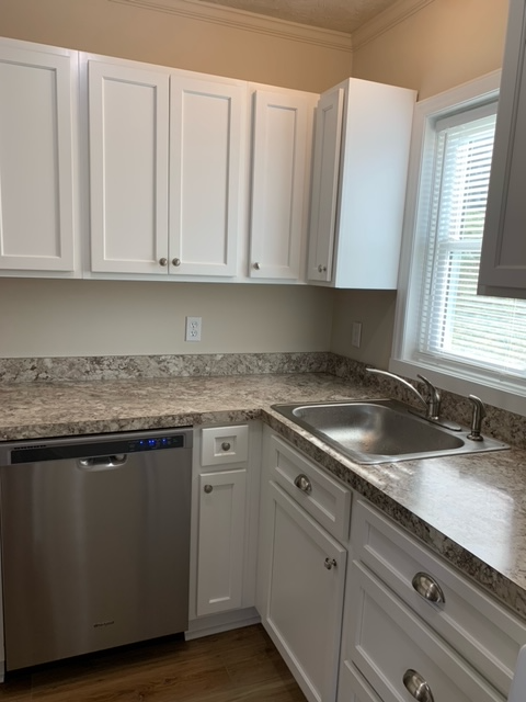 301 2nd St #C - Photo 5 of 14