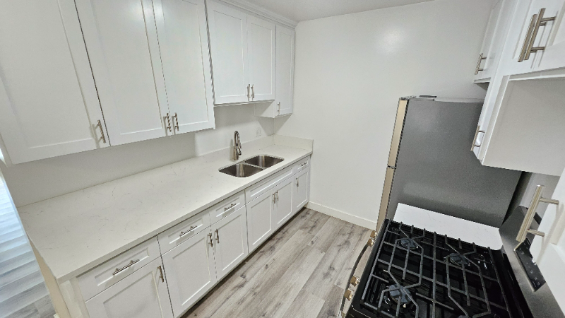 815 N Benton Way #1 - Photo 2 of 10