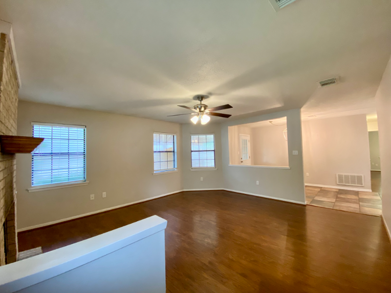 5 Wind Drift Dr - Photo 3 of 18
