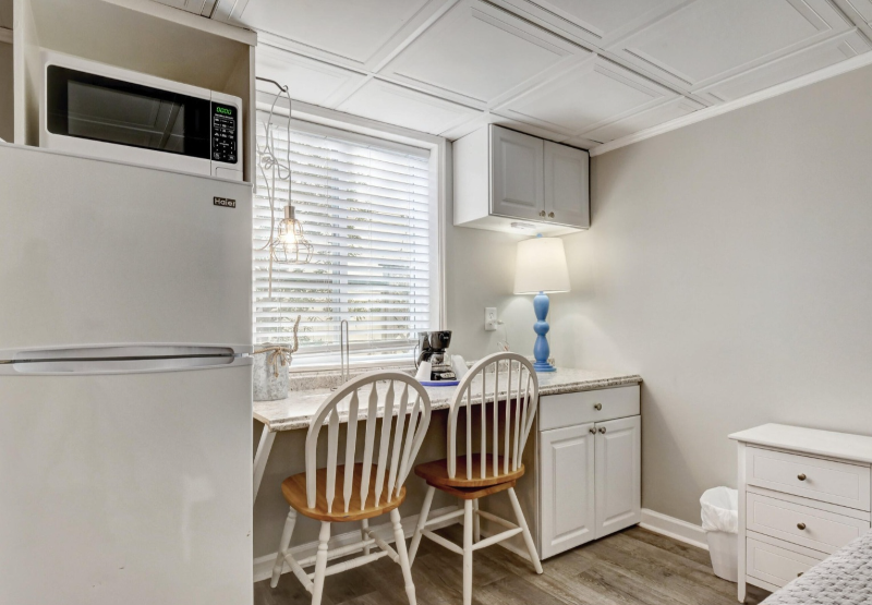 7246 Wrightsville Ave #406 - Photo 7 of 12