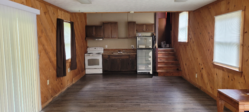 1014 Greenville Hwy #C - Photo 7 of 8