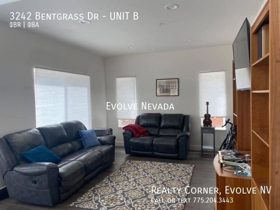 3242 Bentgrass Dr #B - Photo 2 of 10