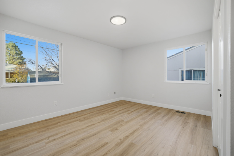 5531 W Louisiana Ave - Photo 3 of 18