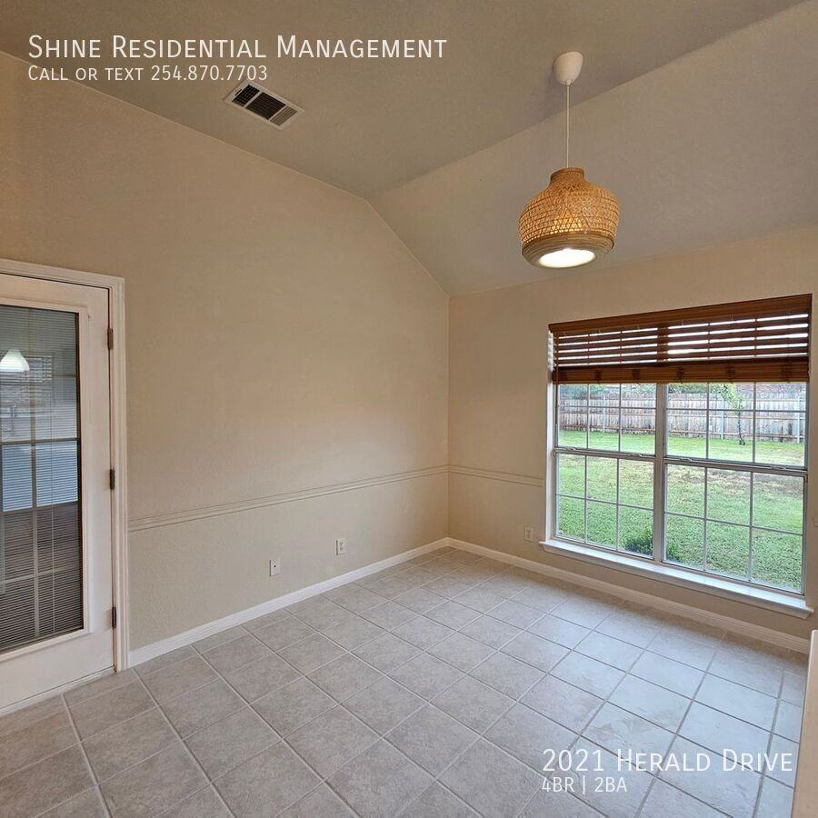 2021 Herald Dr - Photo 7 of 20