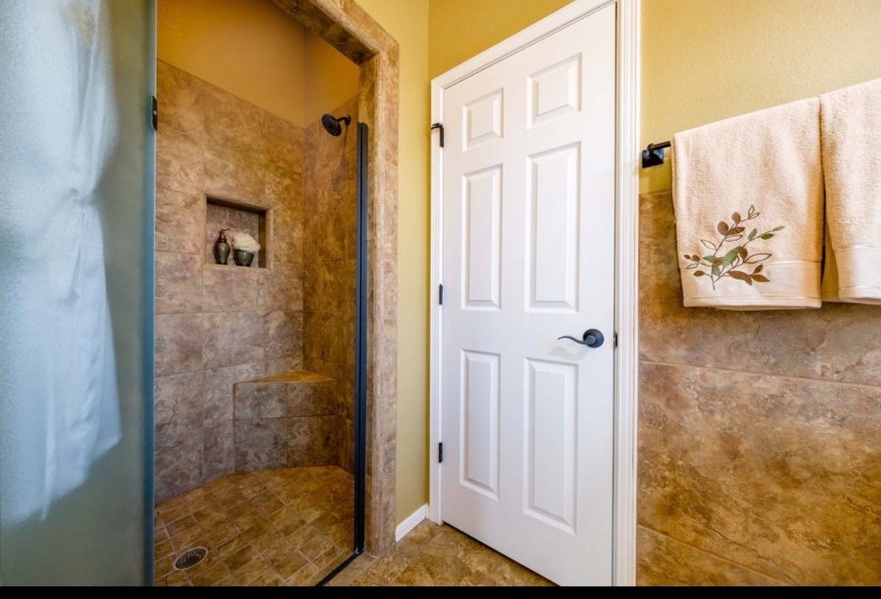 5185 San Carlos Ct - Photo 5 of 9