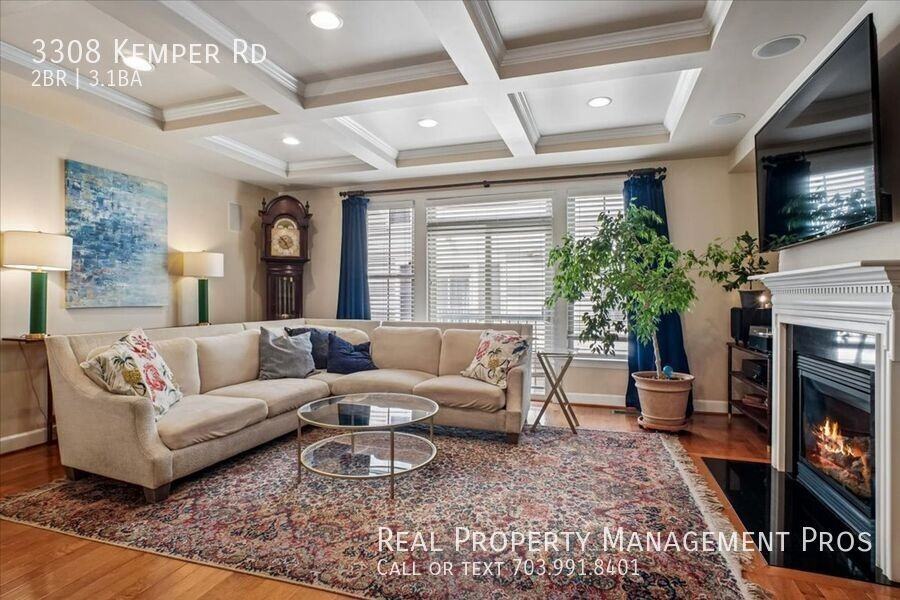 3308 Kemper Rd - Photo 2 of 12