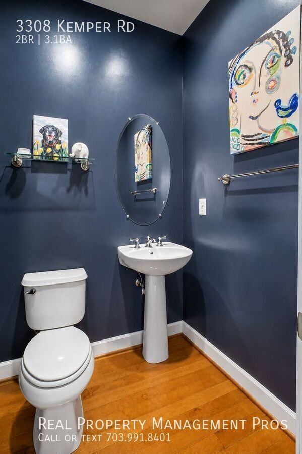 3308 Kemper Rd - Photo 6 of 12