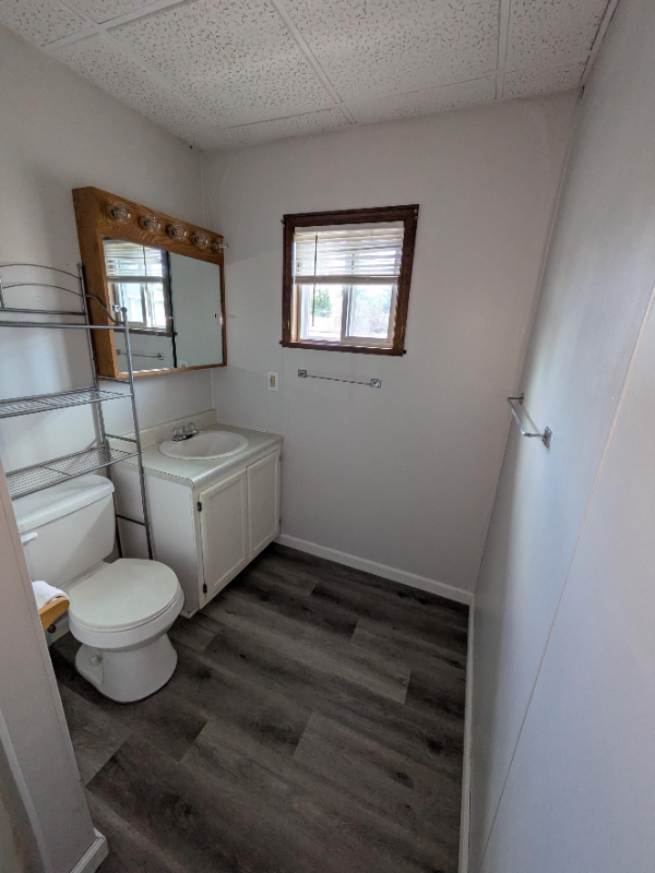 209 W Oak St #2 - Photo 6 of 12
