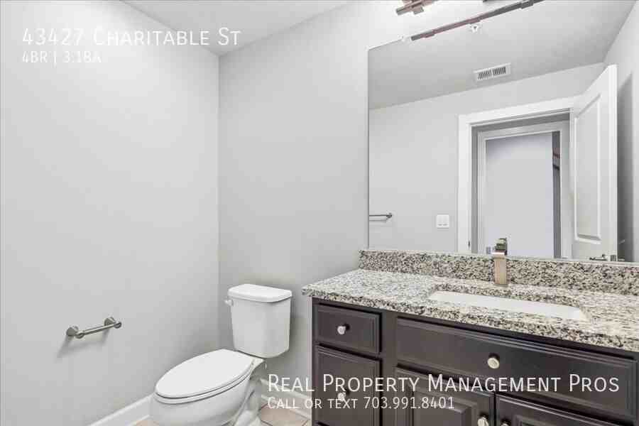 43427 Charitable St - Photo 5 of 44
