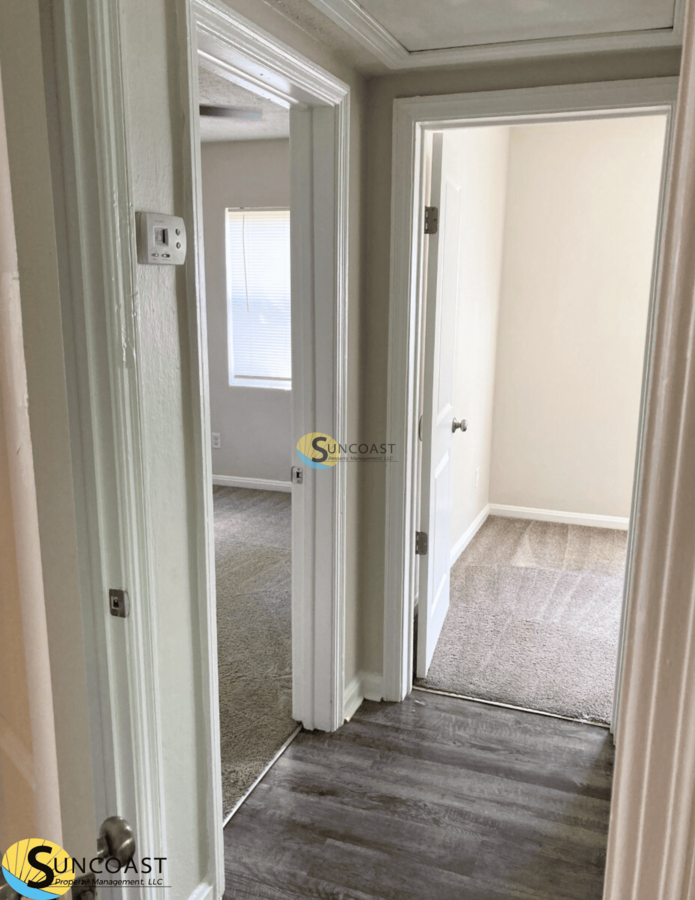 8962 Monroe Ave - Photo 6 of 18