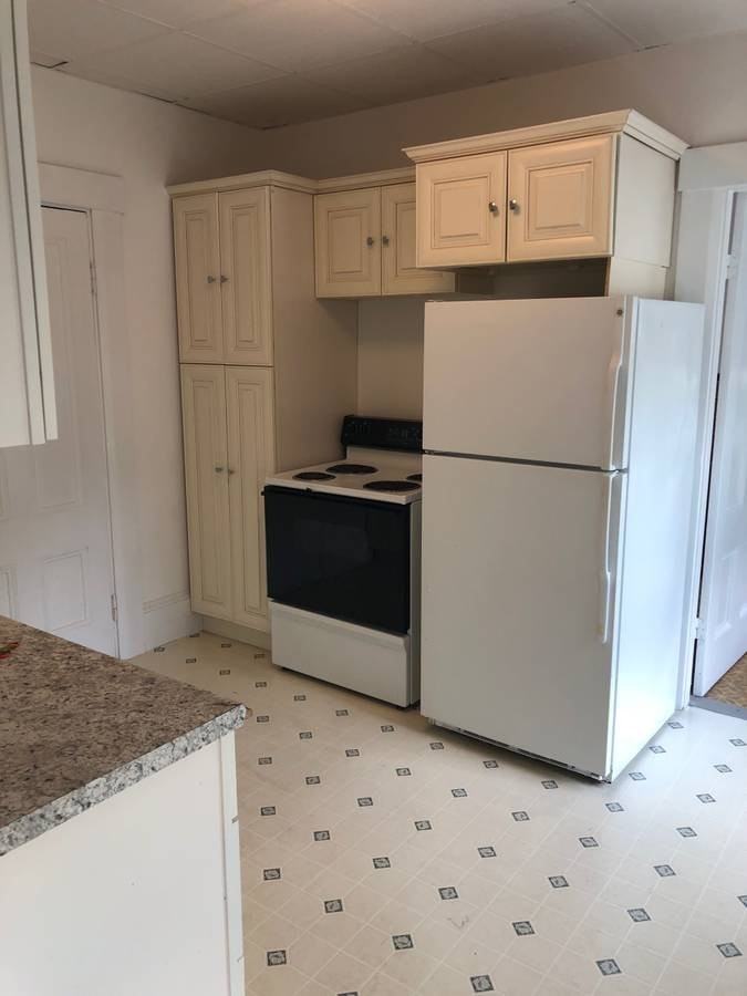 88 Main St #4