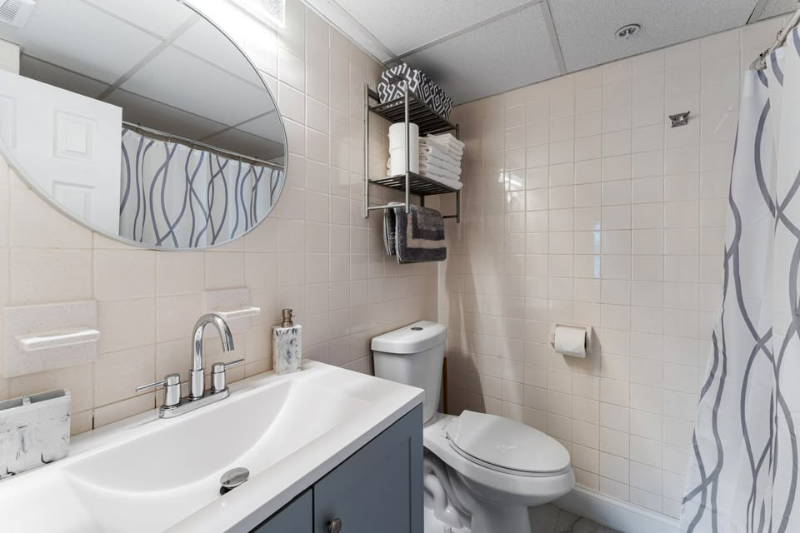 46 E Grand Ave #1 - Photo 7 of 14