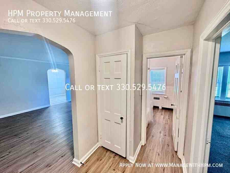 3363 Warrensville Center Rd - Photo 3 of 9