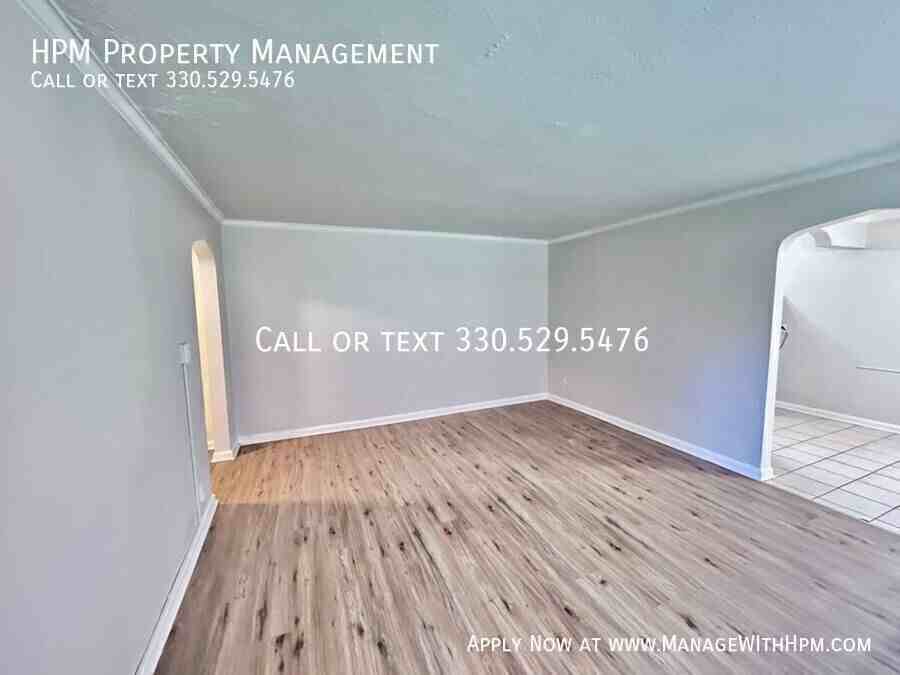 3363 Warrensville Center Rd - Photo 5 of 9