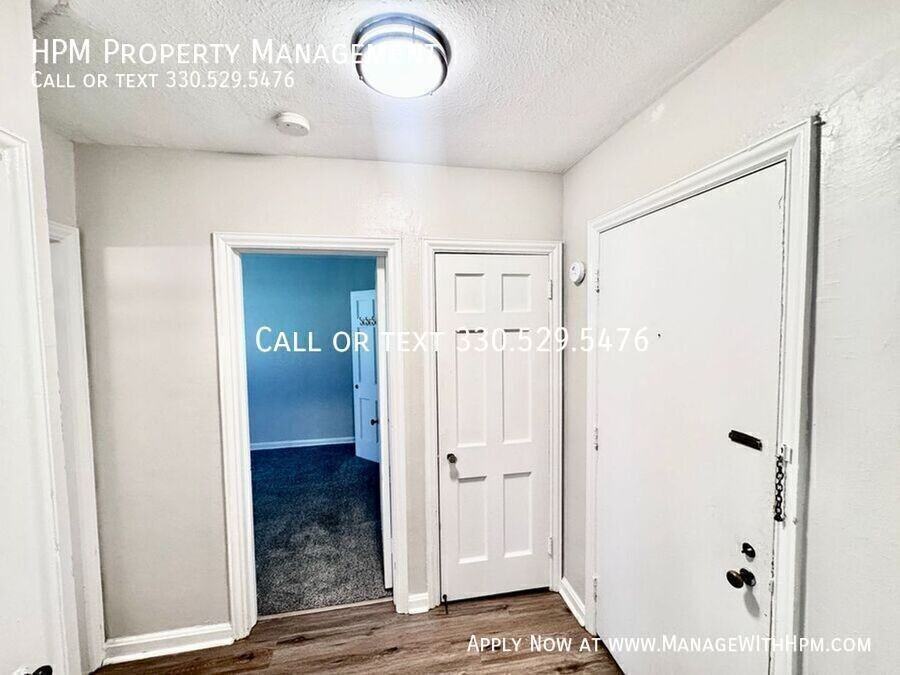 3363 Warrensville Center Rd - Photo 7 of 9