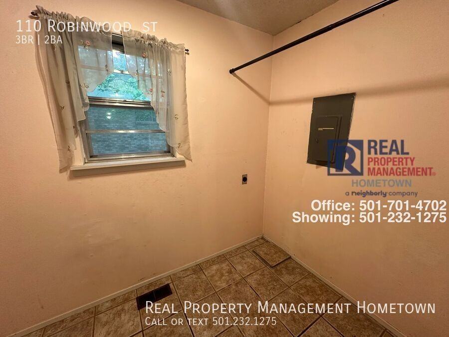 110 Robinwood St - Photo 5 of 15