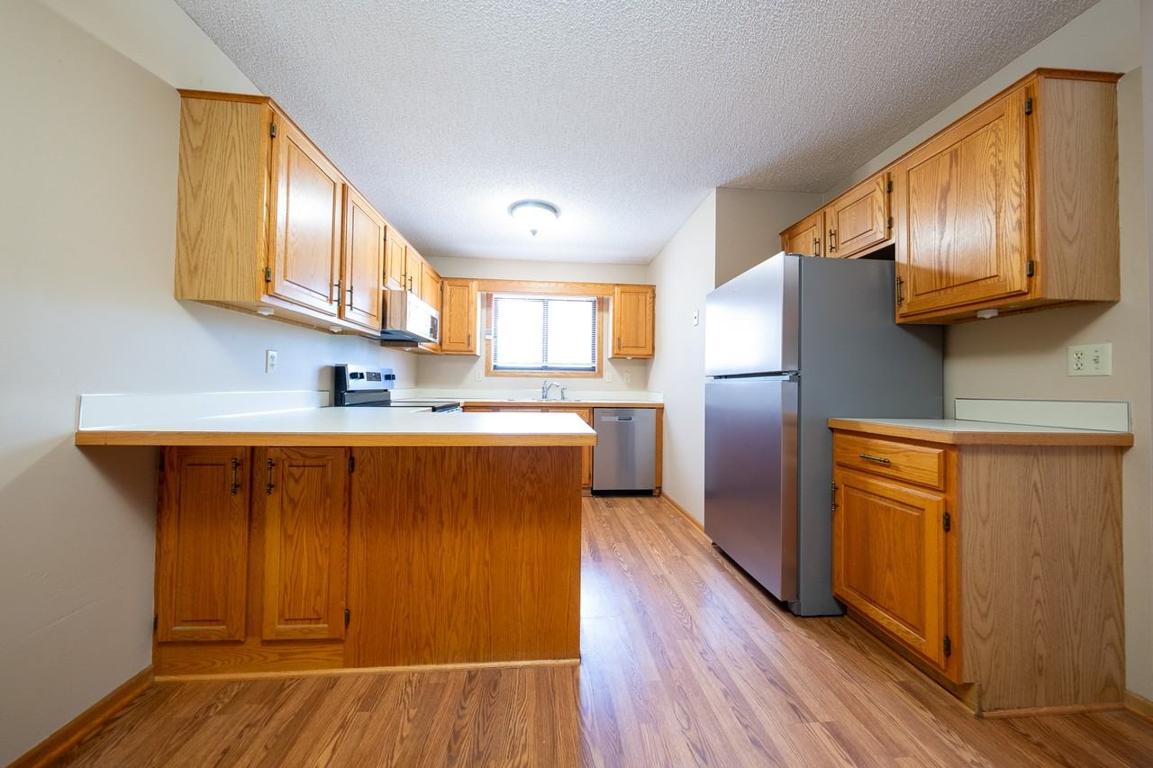 5445 Orleans Ln N #7 - Photo 6 of 25