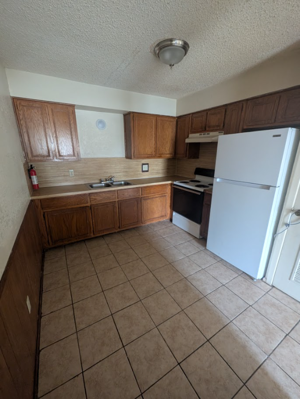 505 N Main St #6 - Photo 2 of 6
