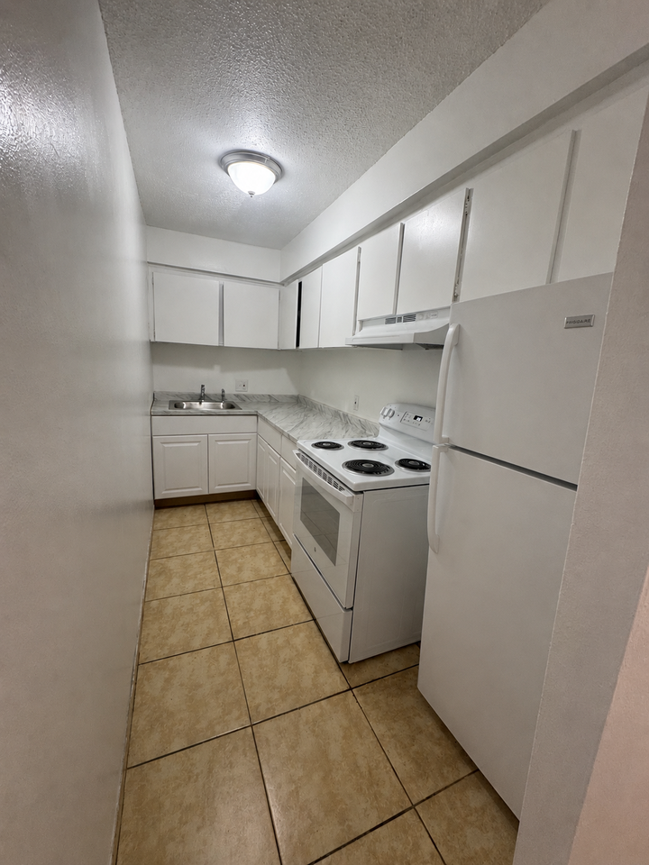 8508 Channelview Cir #1 - Photo 3 of 7