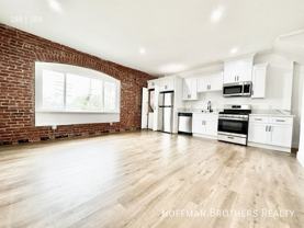 2165 W Washington Blvd #5 - Photo 1 of 1