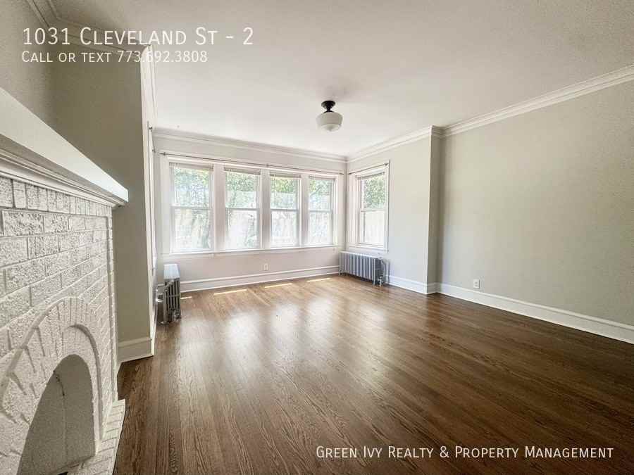 1031 Cleveland St #2 - Photo 2 of 14