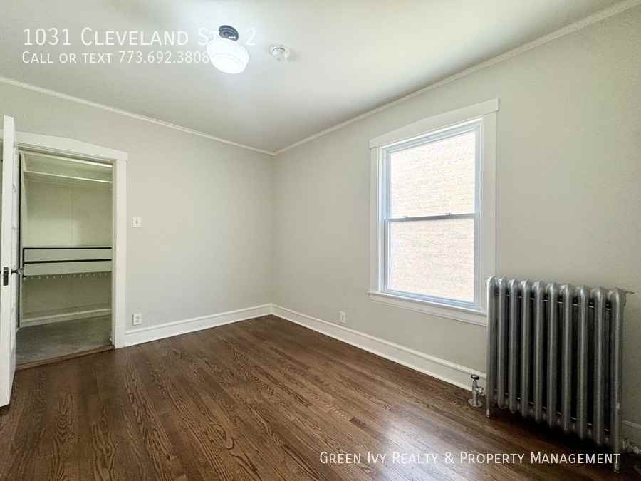 1031 Cleveland St #2 - Photo 4 of 14
