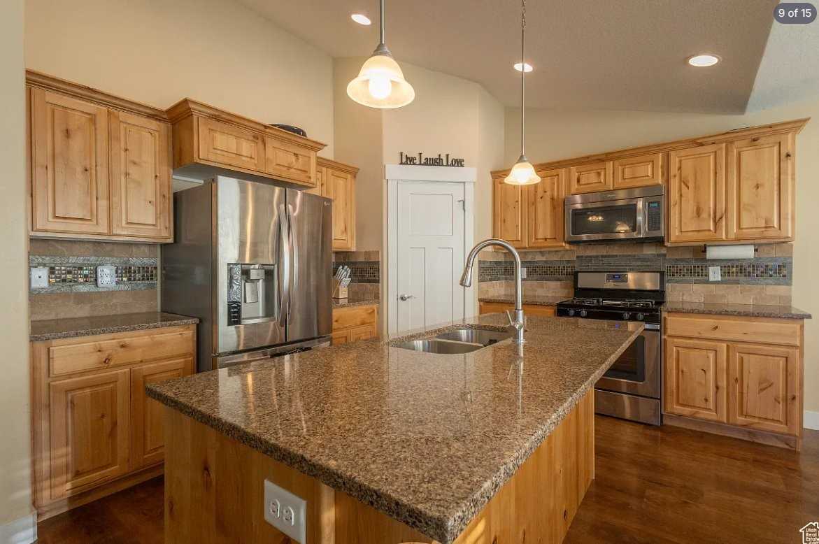 14088 S Maria Way - Photo 3 of 14