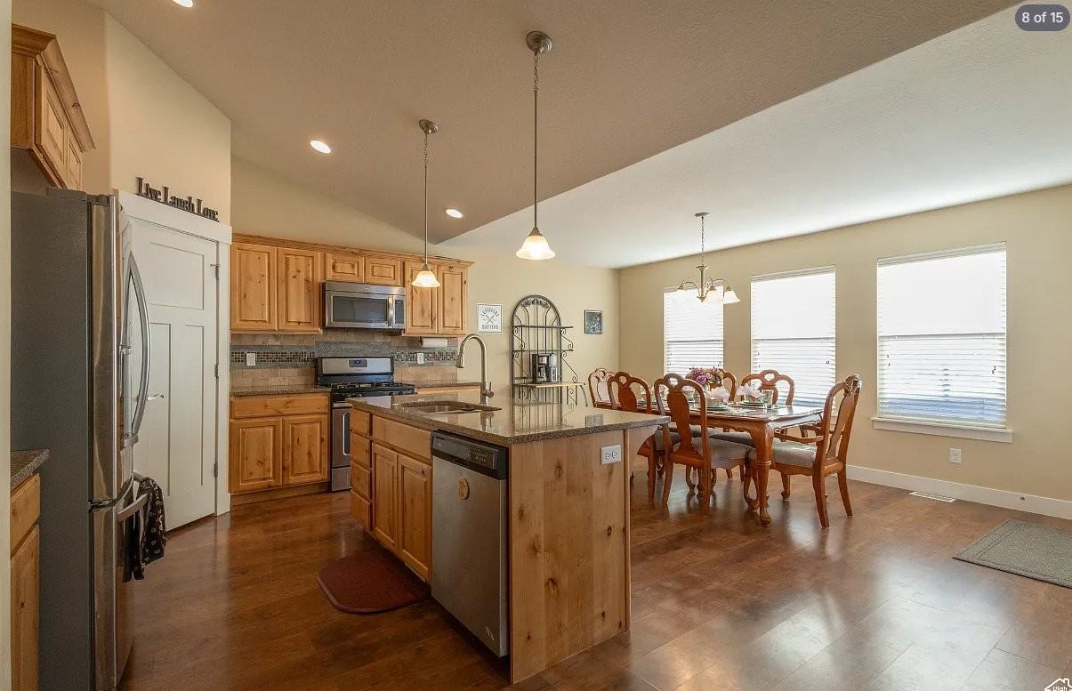 14088 S Maria Way - Photo 4 of 14