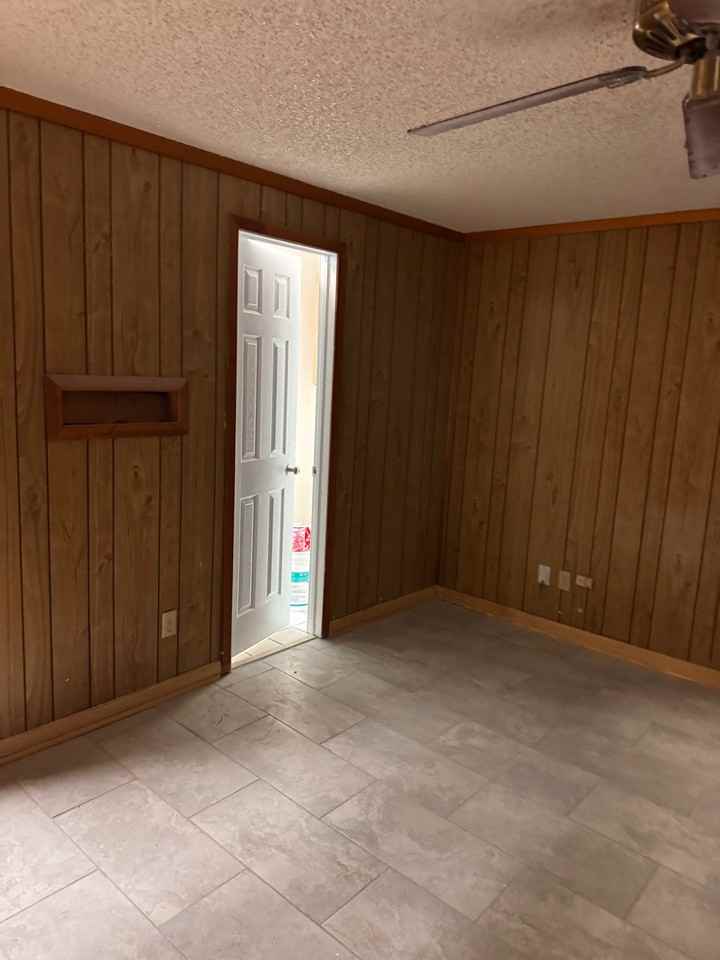 2417 S Myrtle Ave - Photo 6 of 12