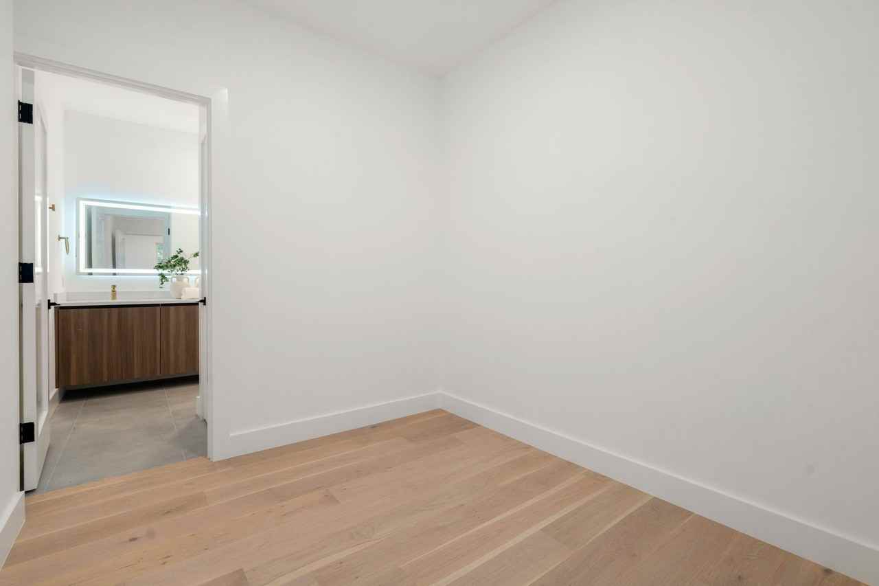 16 Stearns Rd #106 - Photo 7 of 16