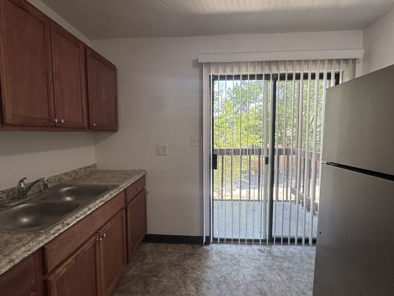 830 W 10th St #830 - Photo 2 of 10
