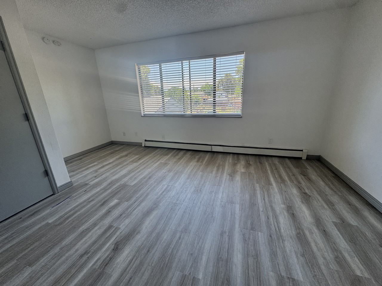 830 W 10th St #830 - Photo 4 of 10