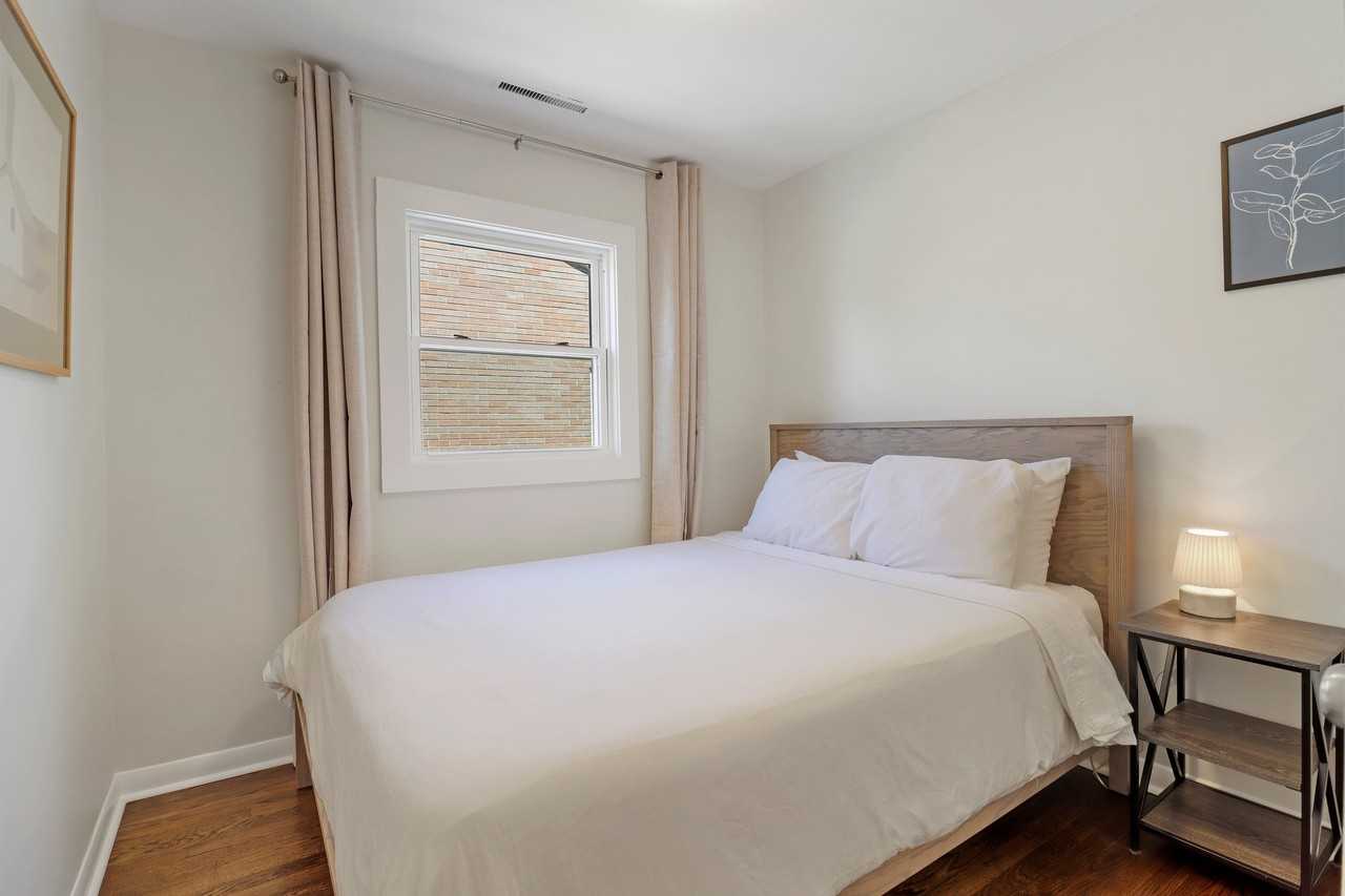 2313 Western Ave #2313 - Photo 7 of 10
