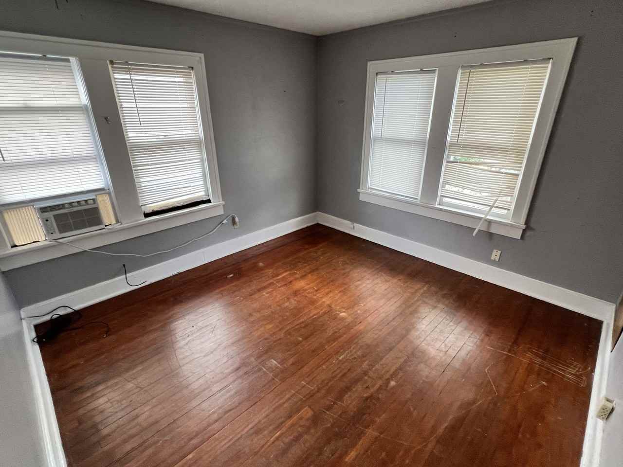 827 E Main St #1 - Photo 6 of 9
